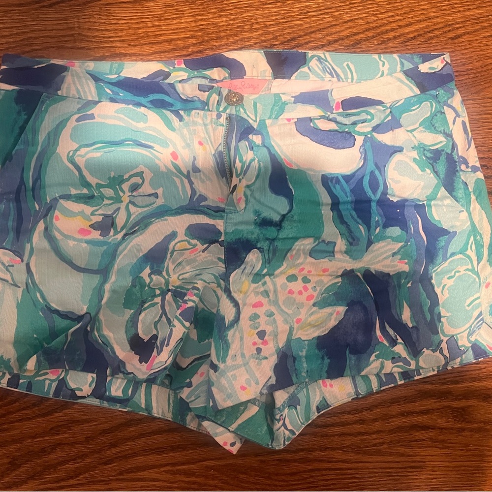 Lilly Pullitzer Shorts. Size 10